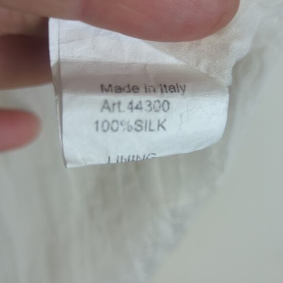 Lola Made in Italy White Butterfly Print Sheer Blouse Size Small - Picture 4 of 12